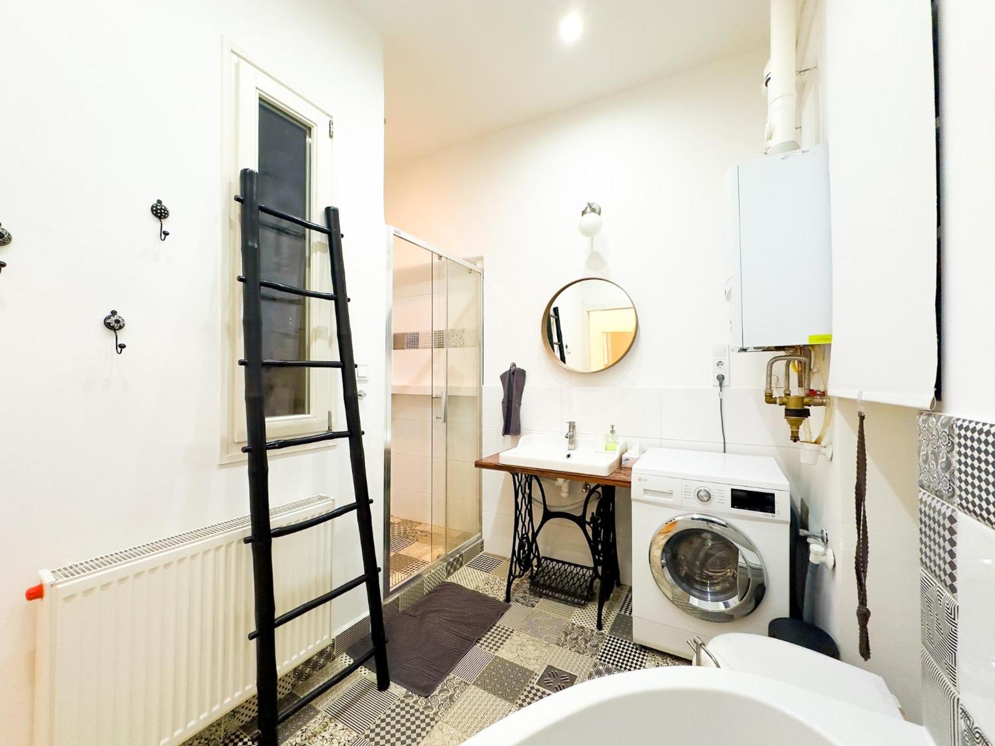 Spacious 4Br Oasis In Central Budapest - Bp Sky Exterior foto